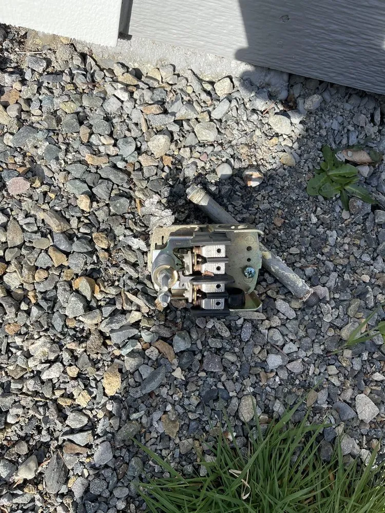 Slide of John's Plumbing & Pumps