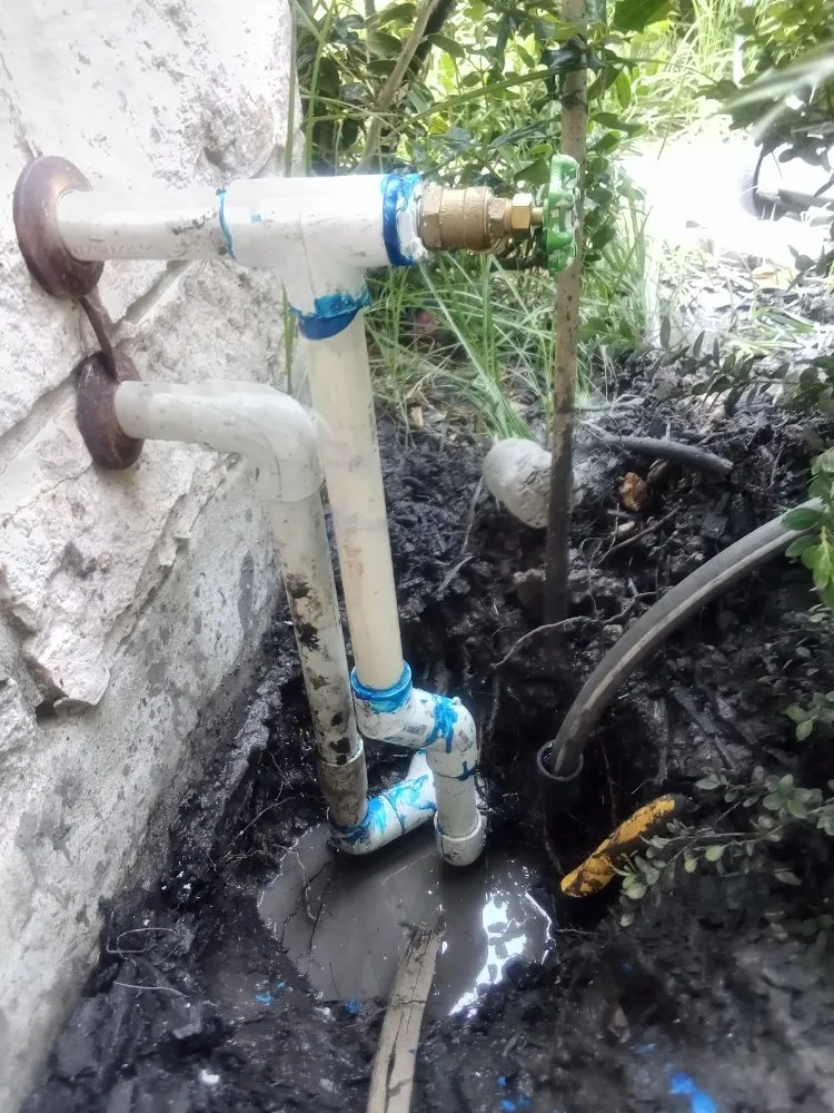 Slide of John's Plumbing