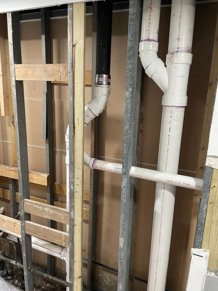 Affordable water heater service for homes in Hollywood, FL by John's Plumbing