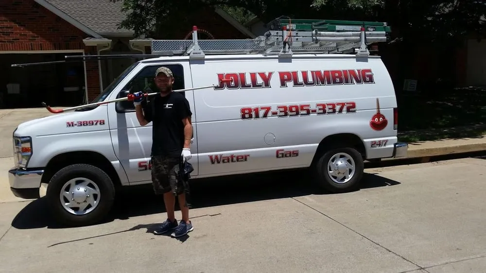 Quality water heater service experts serving Fort Worth, TX - Jolly Plumbing
