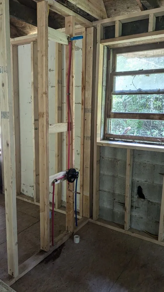 Professional pipe repair experts serving Jersey City,, NJ - José Luis Casas
