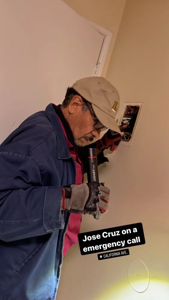 Slide of Jose Cruz Expert