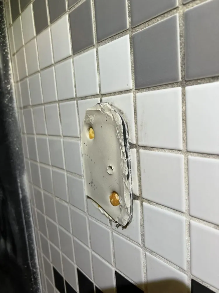 Slide of Jose Handyman