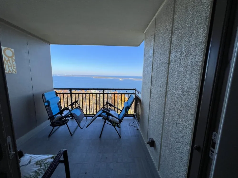 Slide of Jose Handyman