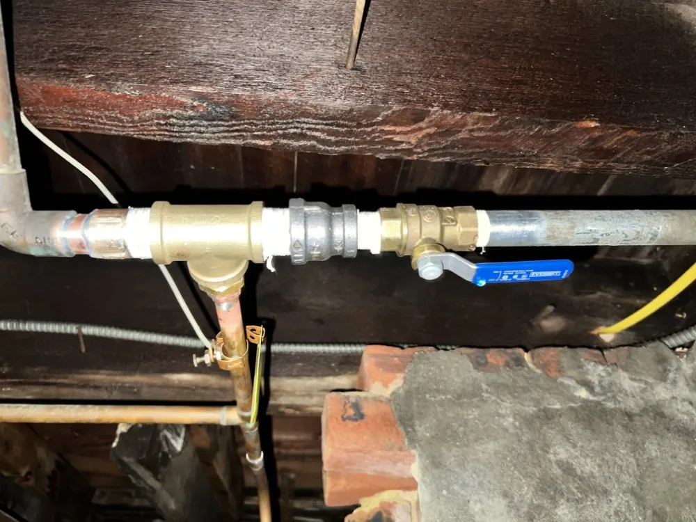 Slide of Jose Handyman