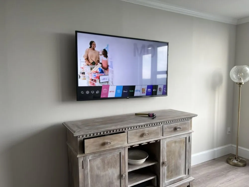 Slide of Jose Handyman