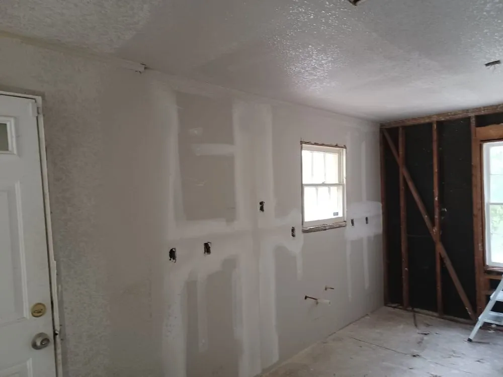 Slide of Jose Handyman Services