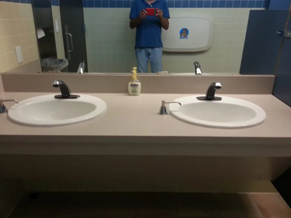 Slide of Jose Medrano Plumbing