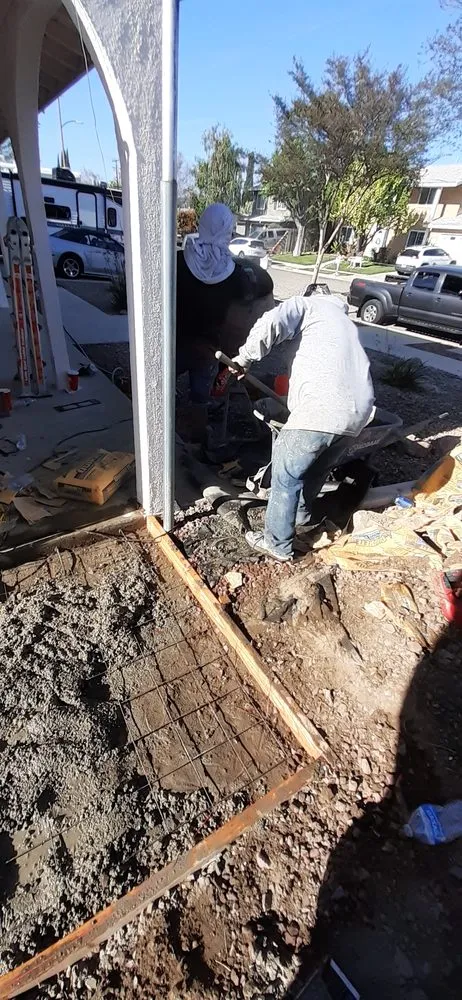 Slide of Joshh Handyman