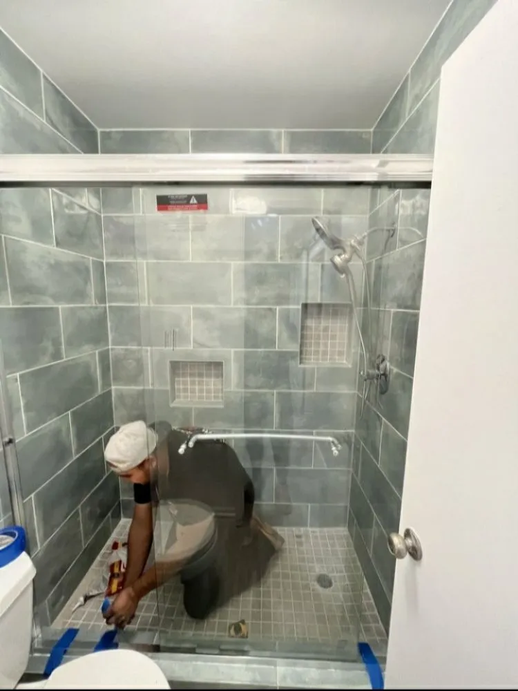 Slide of Joshh Handyman