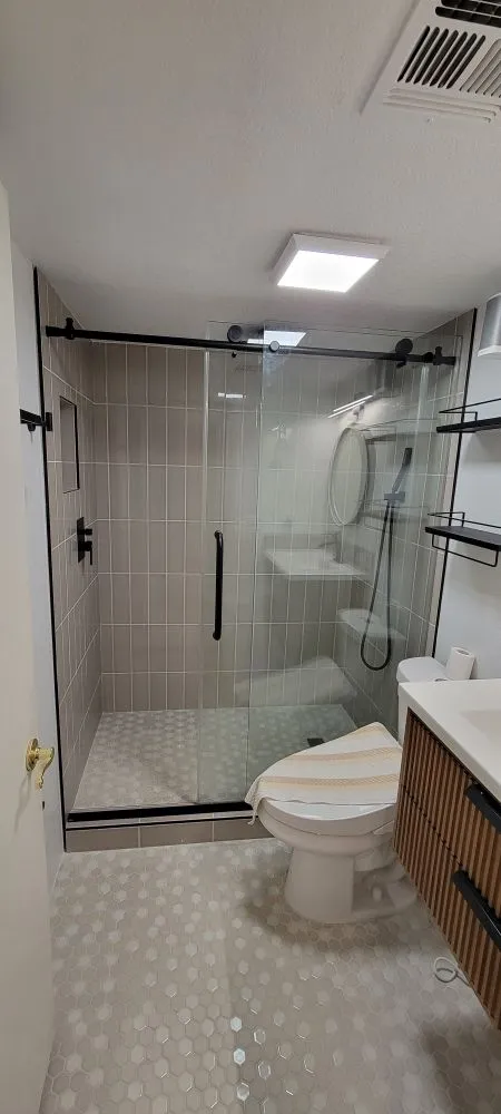 Slide of Josue Figueroa Tile Man