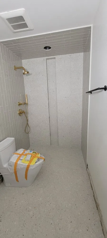 Slide of Josue Figueroa Tile Man