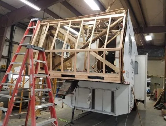 Slide of JP's RV Repair