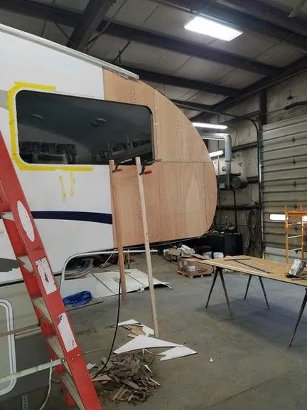 Slide of JP's RV Repair