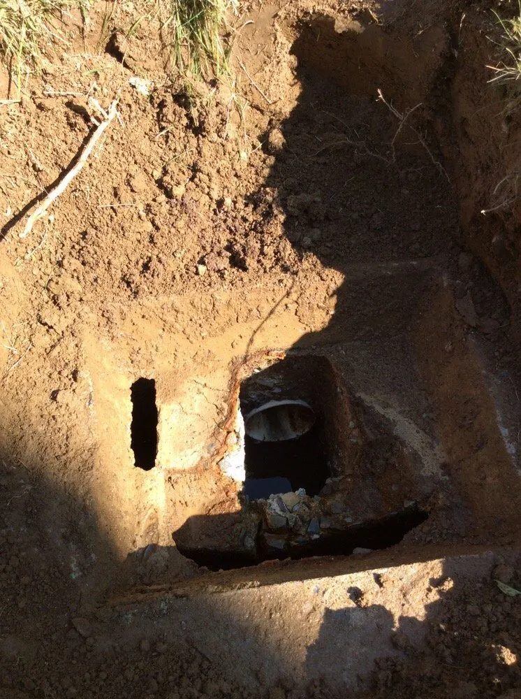 Slide of J.R. Anderson & Daughter Sewer and Drain Services