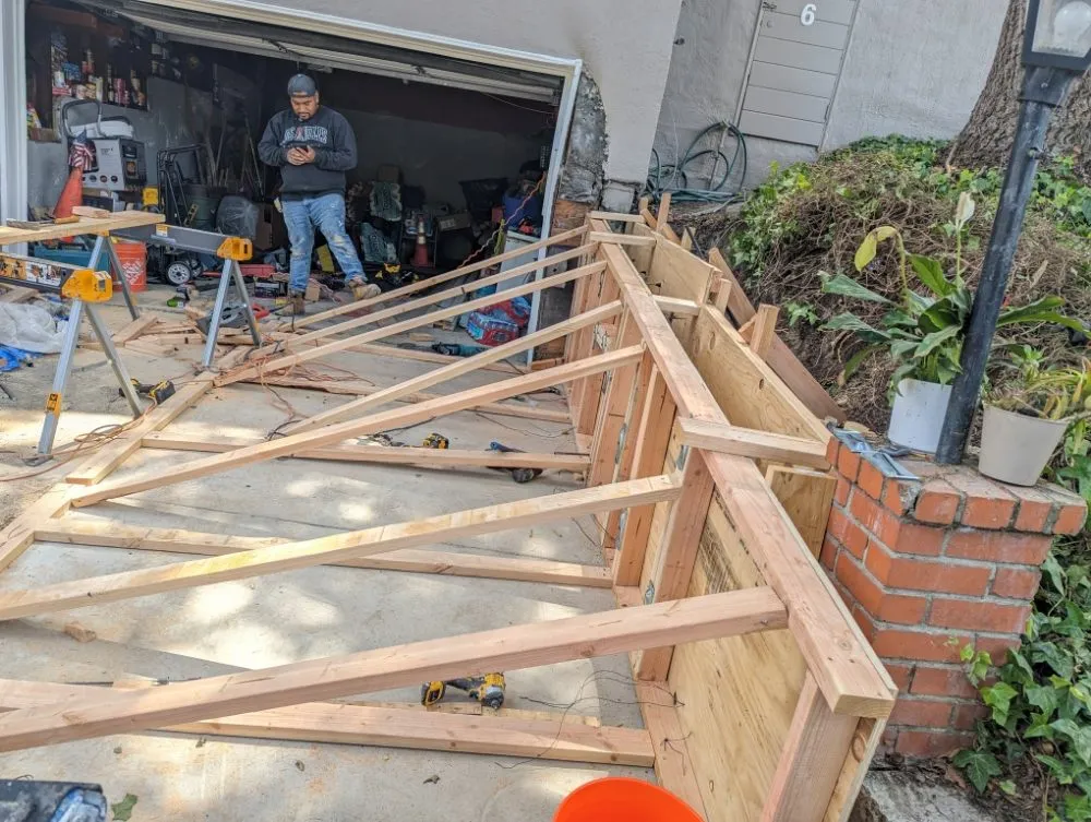 Slide of J.r Handyman Repair