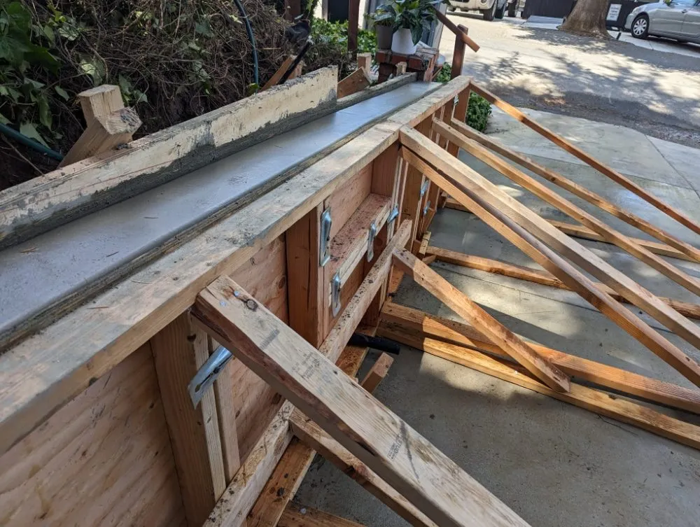 Slide of J.r Handyman Repair