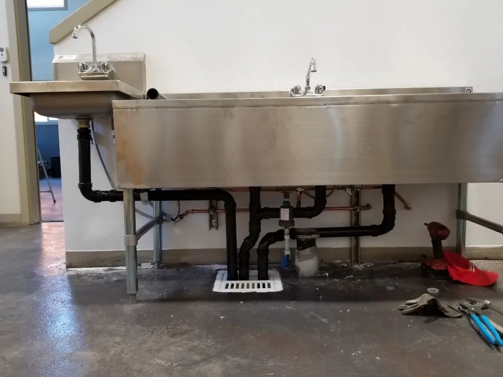 Slide of JR Plumbing and Repair