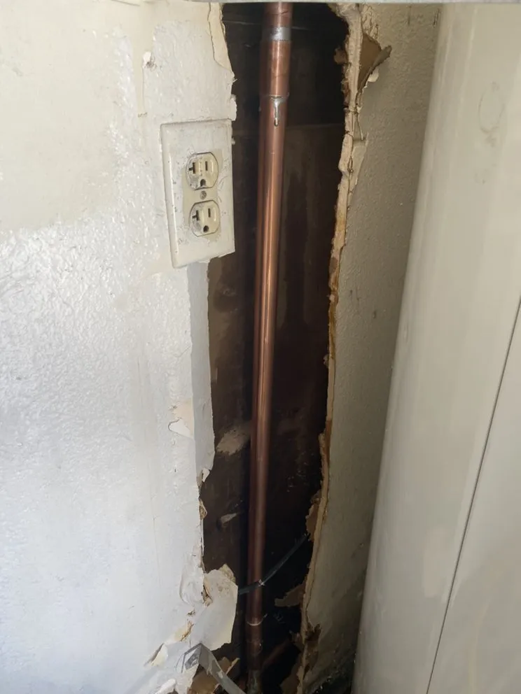 Trusted water heater service experts serving Los Angeles, CA - J&R Plumbing And Rooter