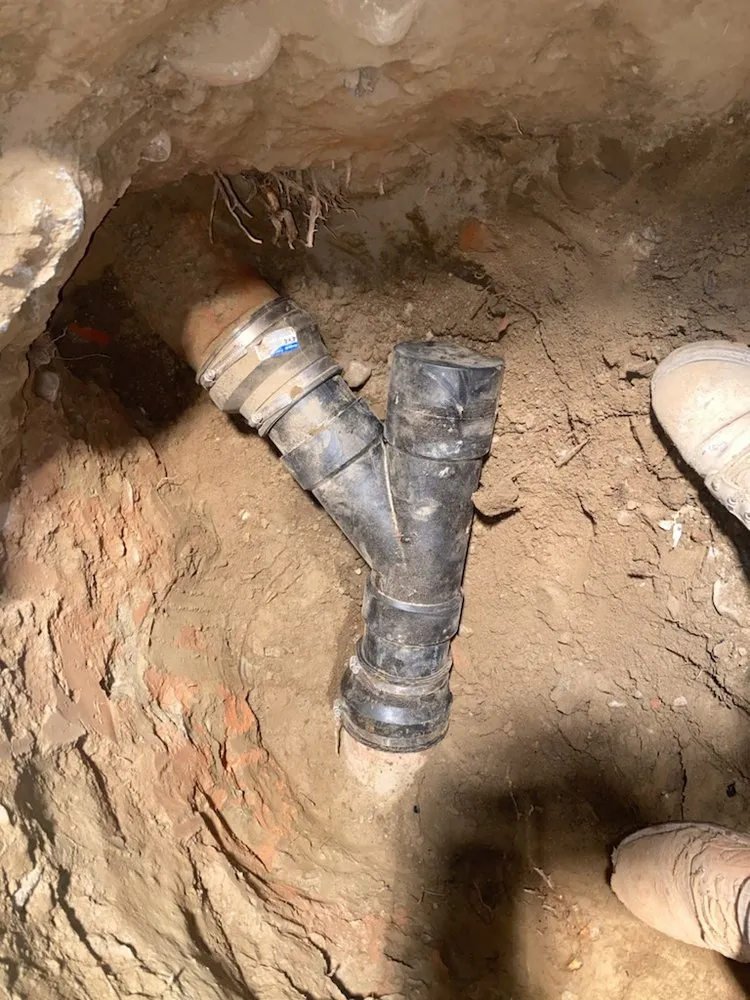 Slide of J&R Plumbing and Rooter