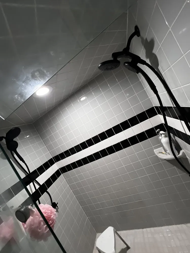 Slide of J&R Plumbing Pros