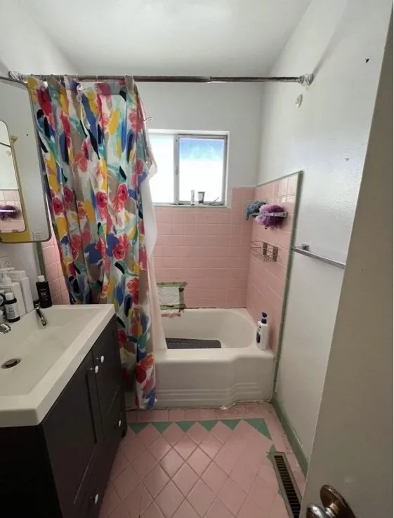 Slide of JR'L Construction