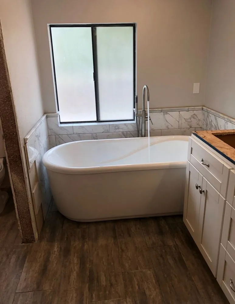 Slide of JRO Rooter & Plumbing