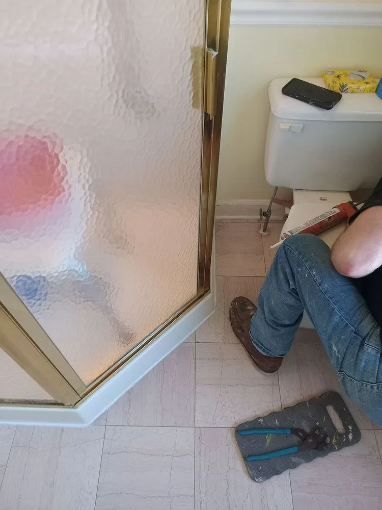 Slide of J&S handyman helping hands