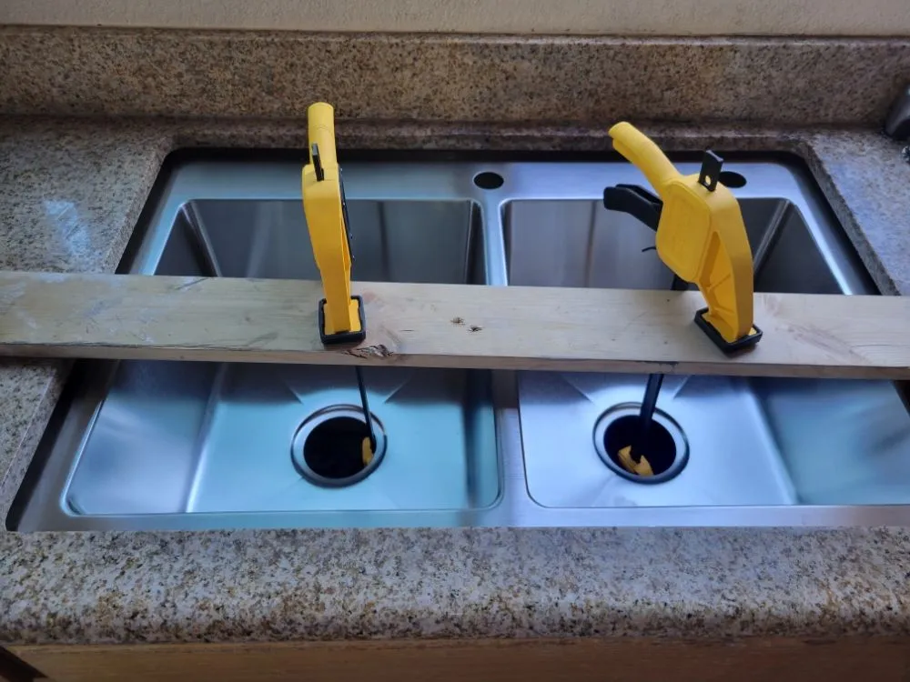 Slide of JS Plumbing and Drain