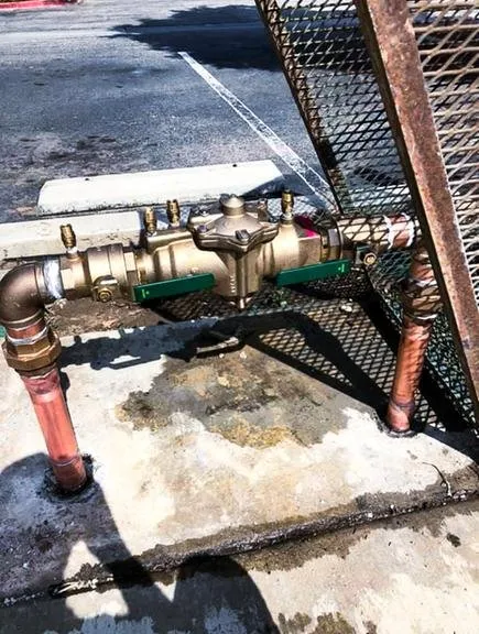 Slide of J&T Plumbing Pros