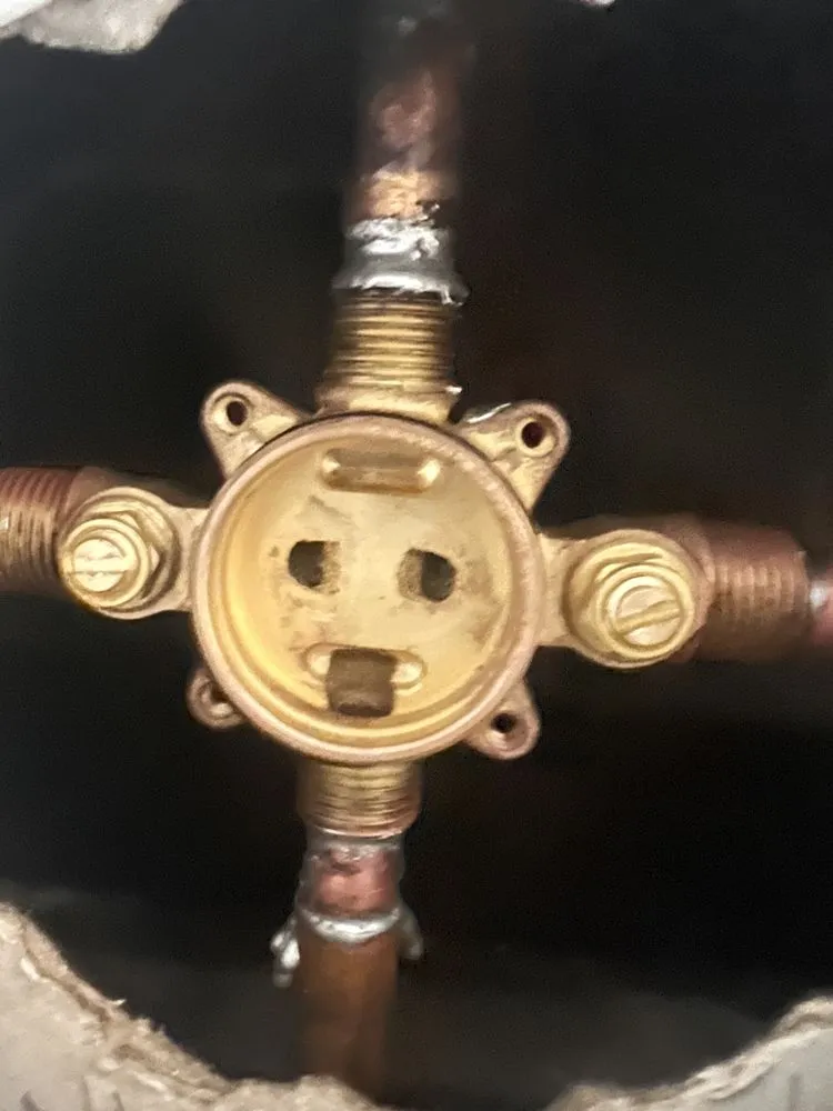 Slide of Juan Hernandez - Plumber