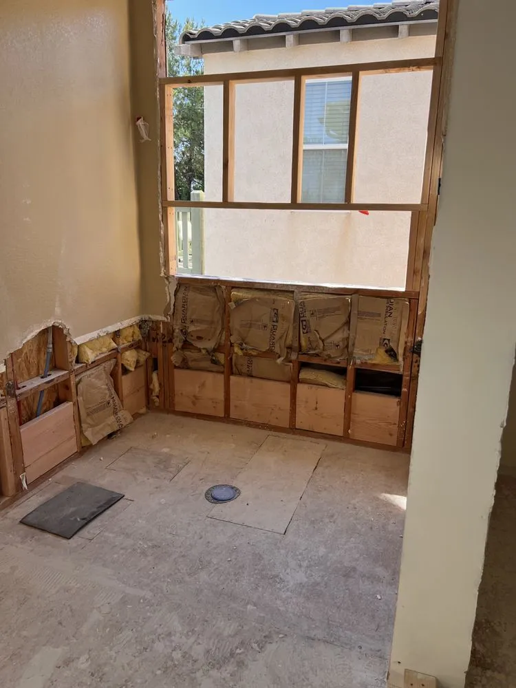 Slide of Juan Hernandez - Plumber