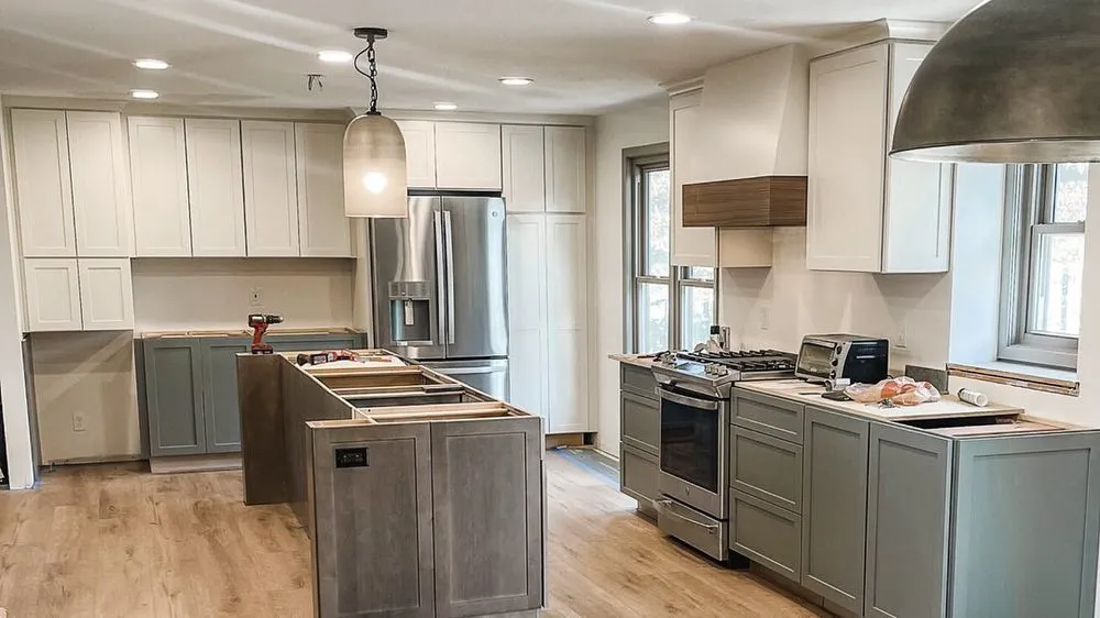 Slide of Juno's Contracting