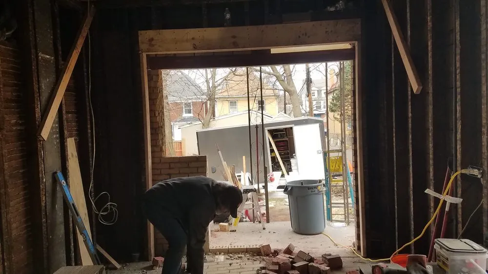 Slide of Juno's Contracting