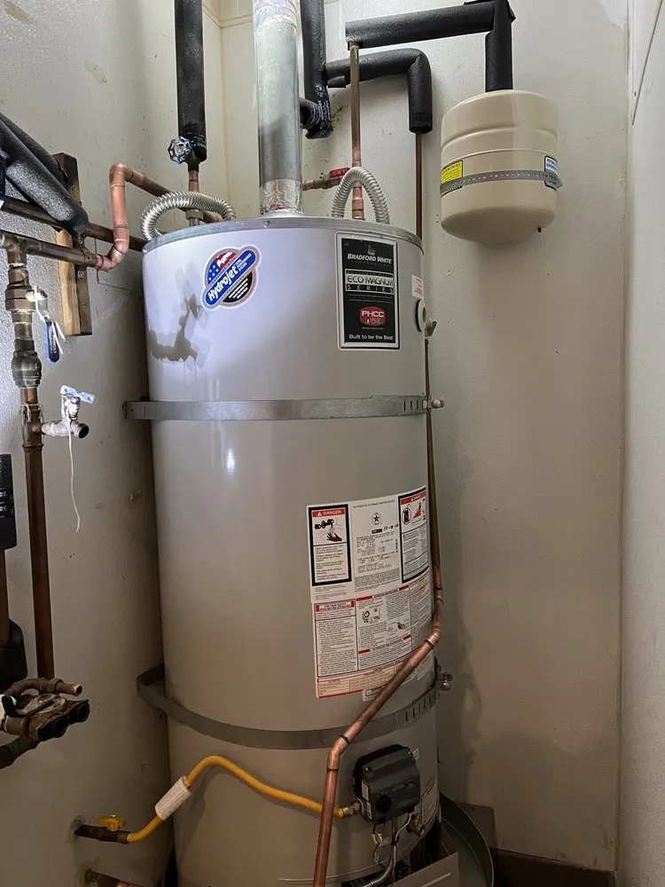 Expert water heater service for homes in Inglewood, CA by Jurguen's Plumbing