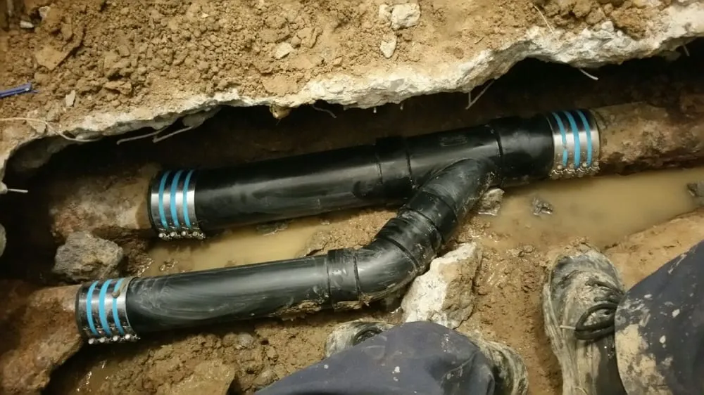 Slide of Justin's Plumbing and Rooter