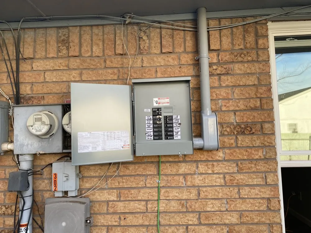 Slide of J&W Electric & Plumbing