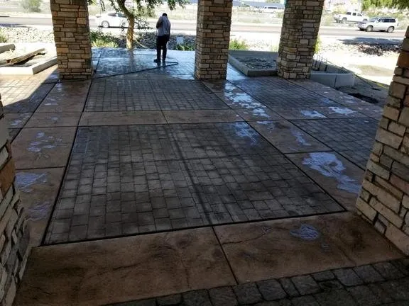 Slide of JWL Construction