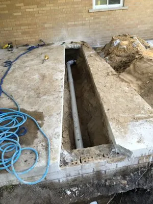 K & M Plumbing & Sewer Service Logo