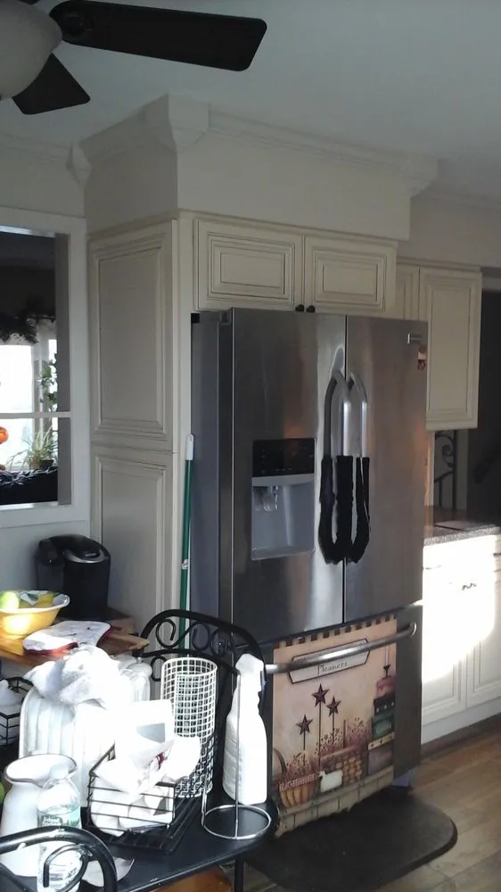 Slide of Kabinet King