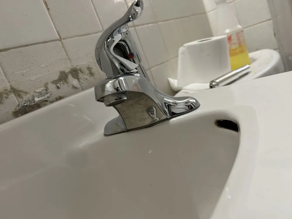 Slide of Kaleb's Kustom Plumbing