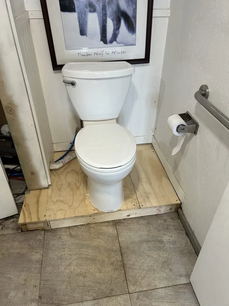 Slide of Kaleb's Kustom Plumbing