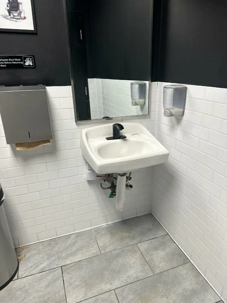 Slide of Kallon Handy Services