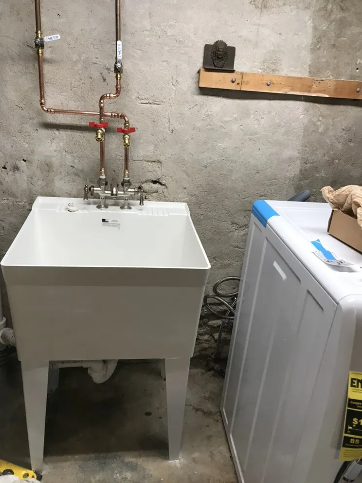 Slide of Kaltsunas plumbing