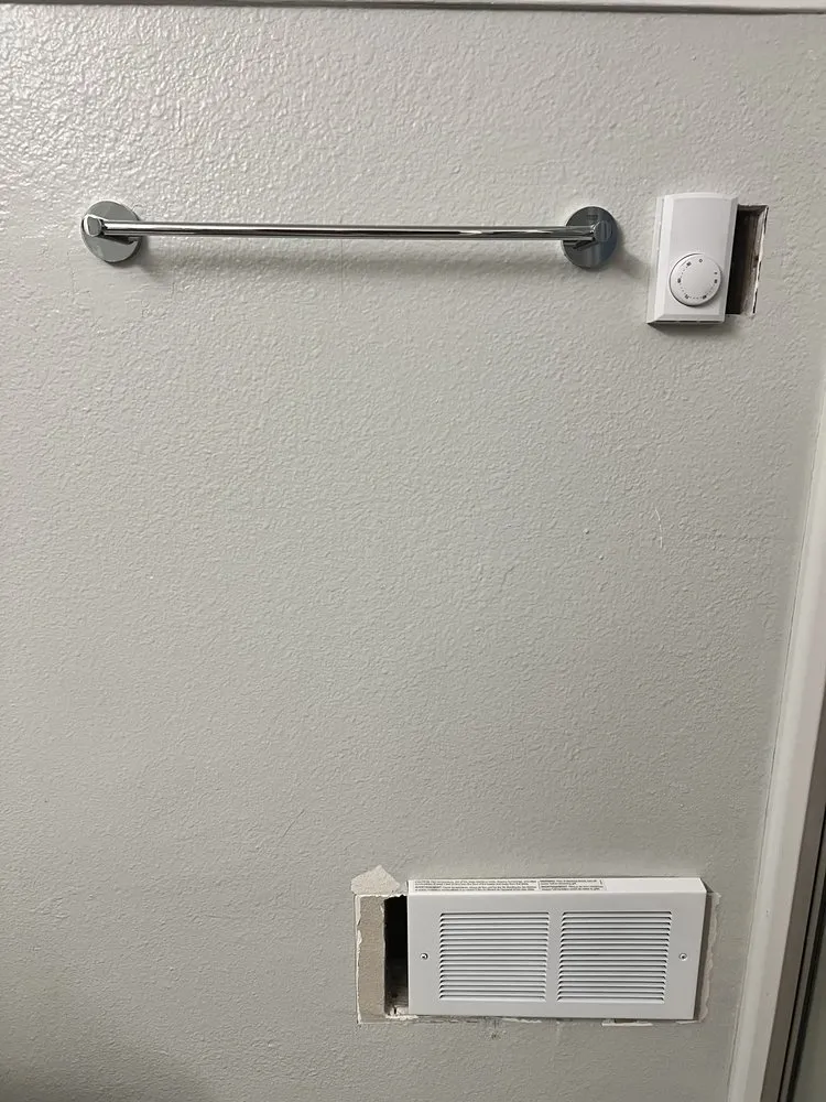 Slide of Kaminskiy Care and Repair - East Bay