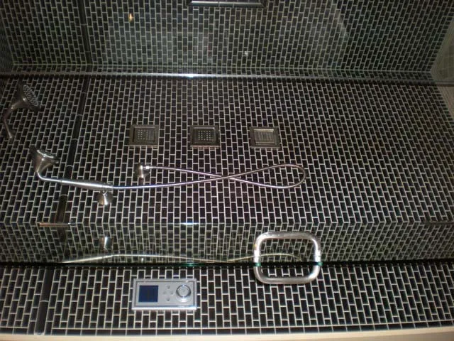 Slide of Kbaer Design Showroom