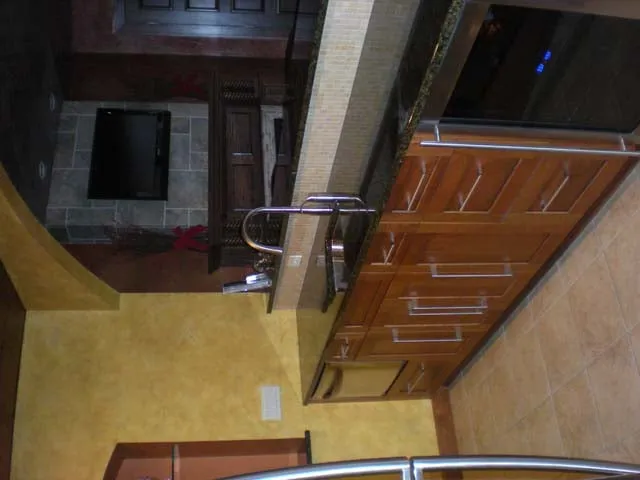 Slide of Kbaer Design Showroom