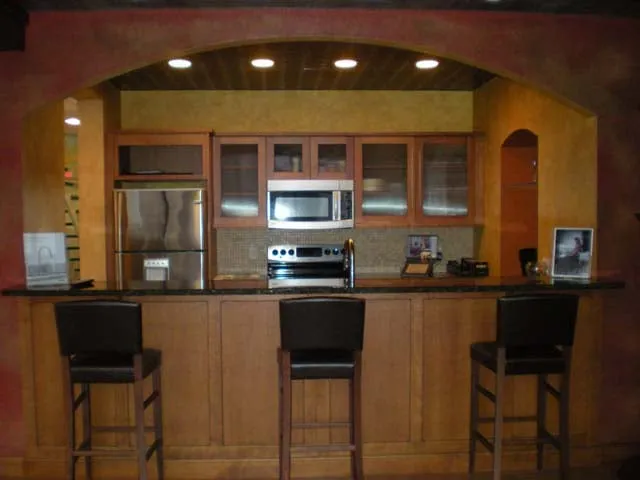 Slide of Kbaer Design Showroom