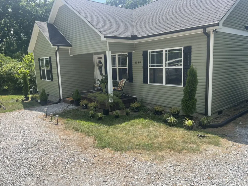 Slide of KD Services