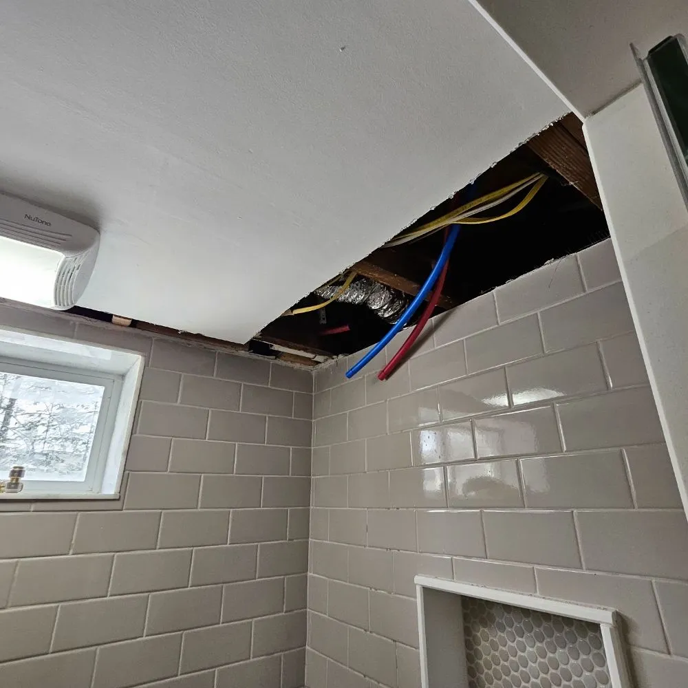 Slide of K&Dee Hauling & Remodeling